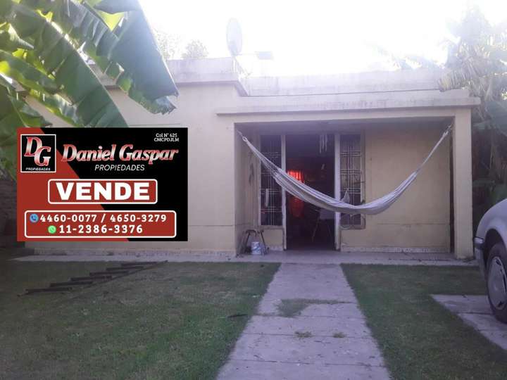 Casa en venta en Triunvirato, Don Torcuato