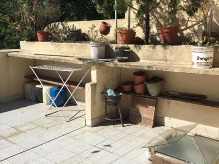 Edificio en venta en Avenida Montevideo, Buenos Aires