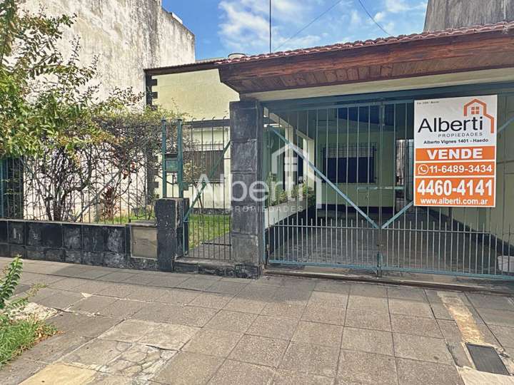 Casa en venta en Caseros, 670, Haedo