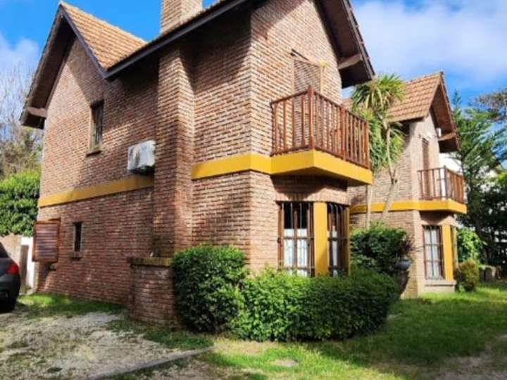 Departamento en venta en Avenida Buenos Aires, Villa Gesell