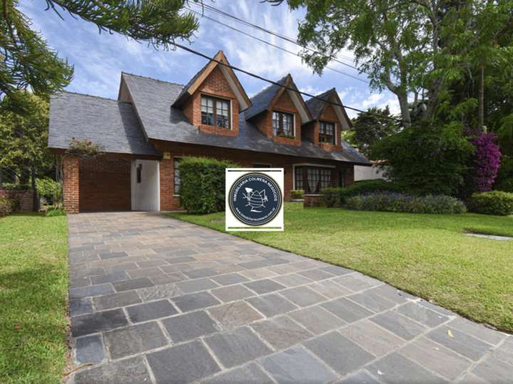Casa en venta en Rambla Doctor Claudio Williman, Maldonado