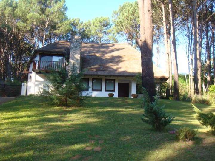 Casa en venta en Laguna Sauston, Punta Ballena