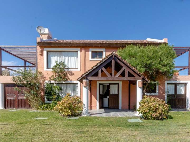 Casa en venta en Victoria, La Barra