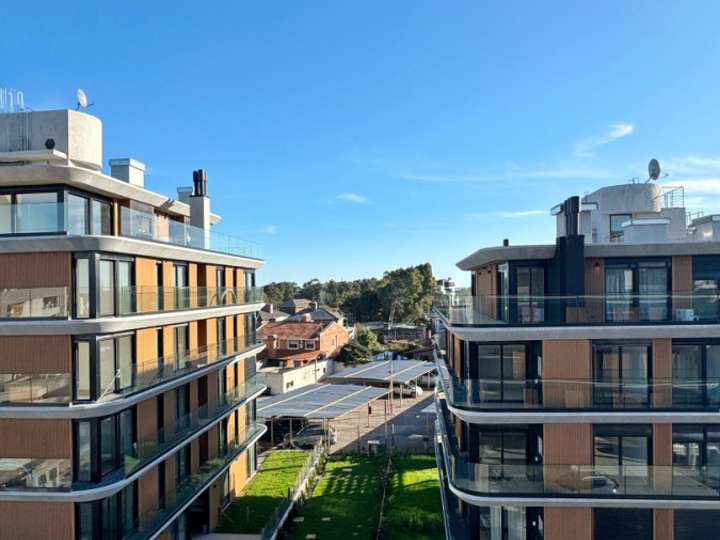 Apartamento en venta en Rambla General Liber Seregni, Canelones