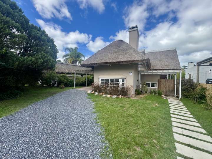 Casa en venta en De Las Madreselvas, Maldonado