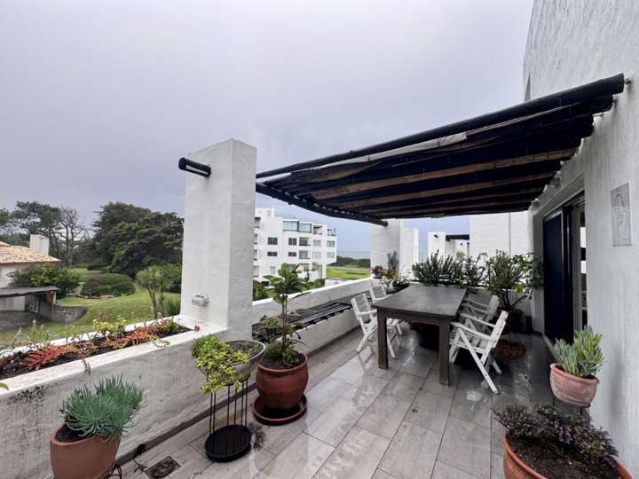 Apartamento en venta en De Los Claveles, Maldonado