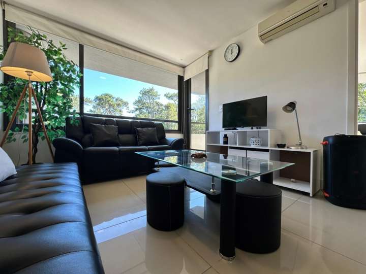 Apartamento en venta en Avenida Orlando Pedragosa Sierra, Maldonado