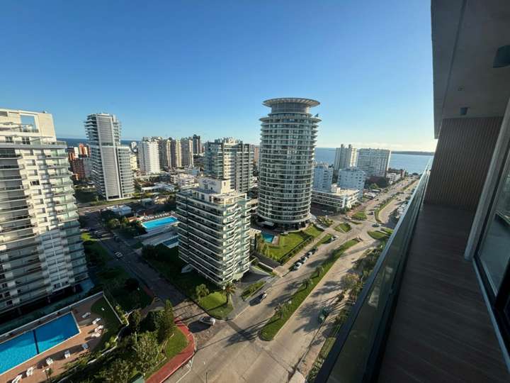Apartamento en venta en Avenida Chiverta, Maldonado