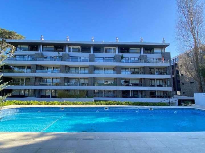 Apartamento en venta en Avenida Orlando Pedragosa Sierra, Maldonado