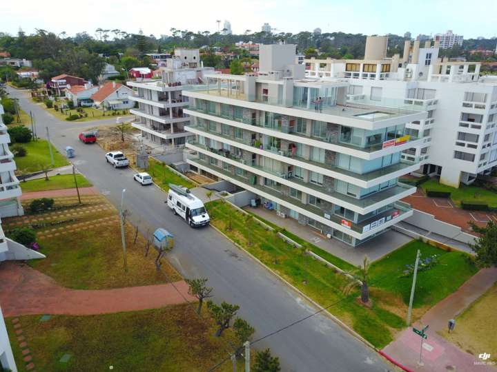 Apartamento en alquiler en Rambla Doctor Claudio Williman, Maldonado