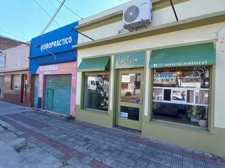Edificio en venta en Eva Duarte de Perón, Buenos Aires