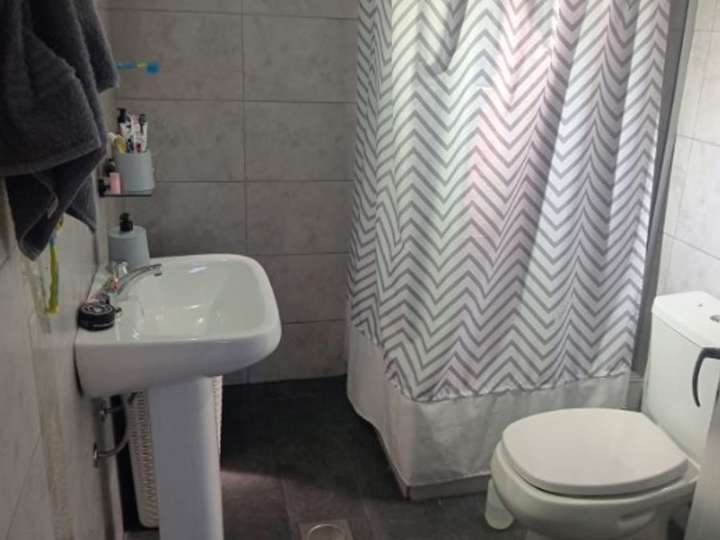 Casa en venta en Ingeniero Sagasta, 820, Buenos Aires