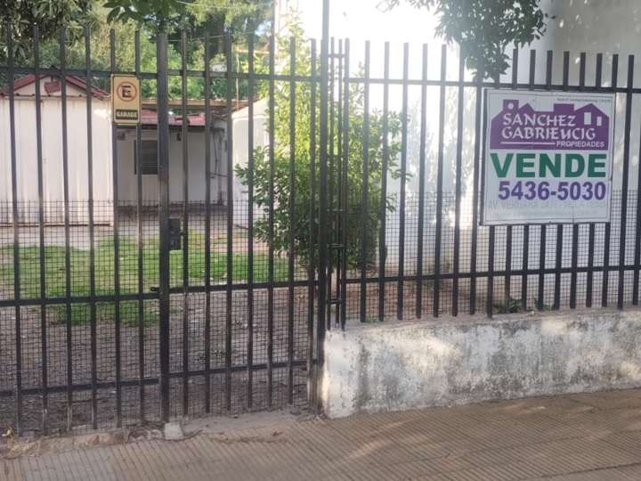 Casa en venta en Wolf Schcolnik, Villa Tesei