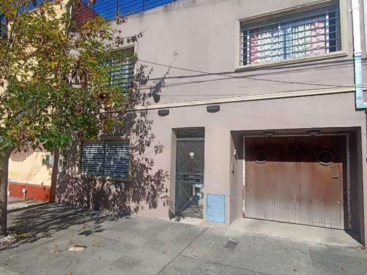 Edificio en alquiler en Tres Arroyos, 958, Haedo