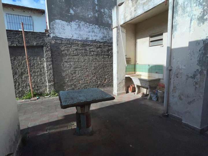 Casa en venta en Limay, 417, La Tablada