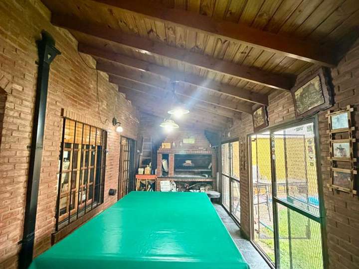 Edificio en venta en Monseñor José Marcón, 49, Villa Luzuriaga