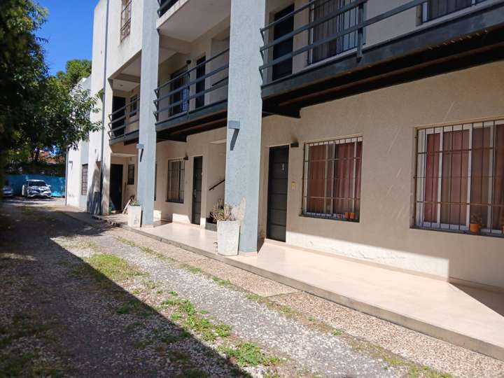 Departamento en alquiler en Avenida Venancio Castro, Pilar