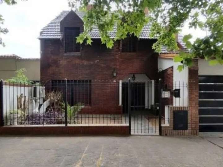 Edificio en venta en General António José de Sucre, 843, Buenos Aires