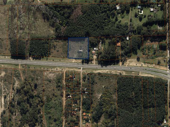Terreno en venta en Ruta Interbalnearia General Líber Seregni, Punta Ballena