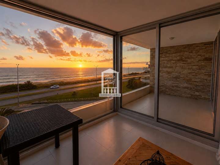 Apartamento en venta en Rambla Doctor Claudio Williman, Maldonado