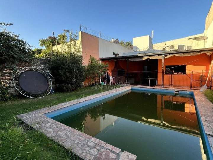 Casa en venta en Quintana, 2677, Lomas del Mirador