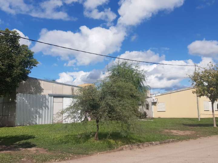 Terreno en venta en Crespo, 524