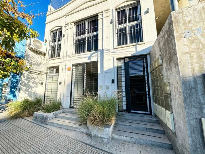 Comercial / Tienda en venta en Avenida Presidente Perón, 2346, Haedo