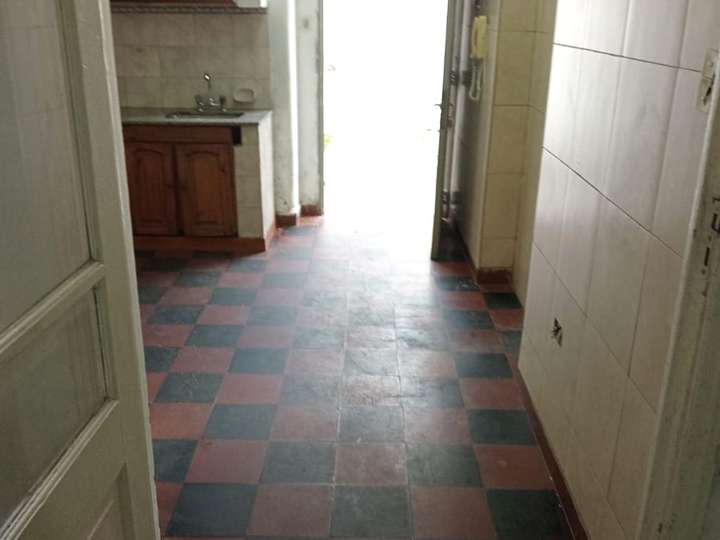 Casa en alquiler en Jerónimo Salguero, 900, La Tablada
