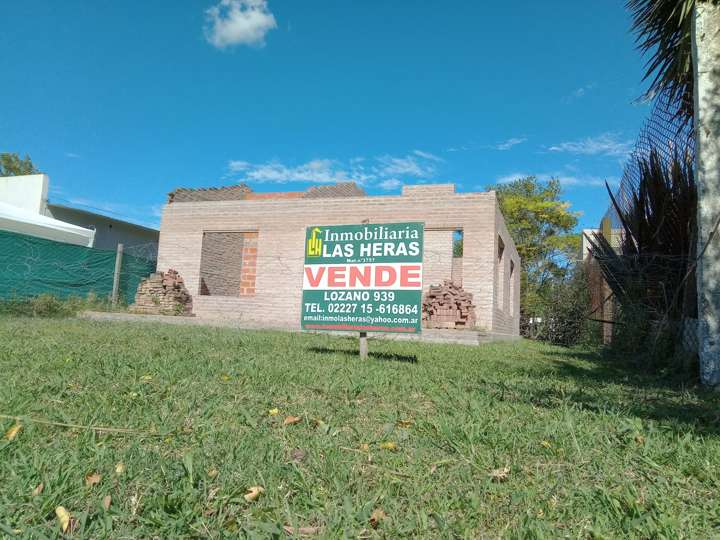 Casa en venta en Sáenz Peña, 256, General Las Heras