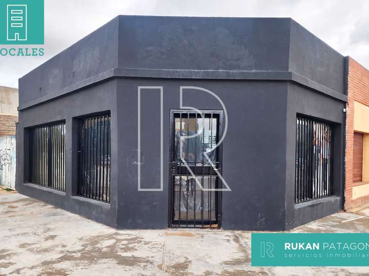 Comercial / Tienda en alquiler en Avenida Independencia, 302, Santa Cruz