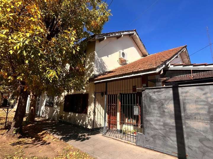 Casa en venta en Zuviría, Muñiz
