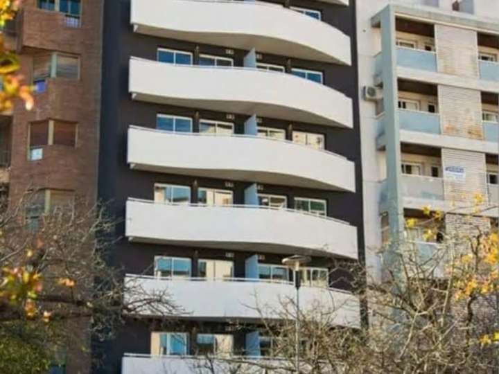 Departamento en venta en Avenida Ambrosio Olmos, 968, Córdoba