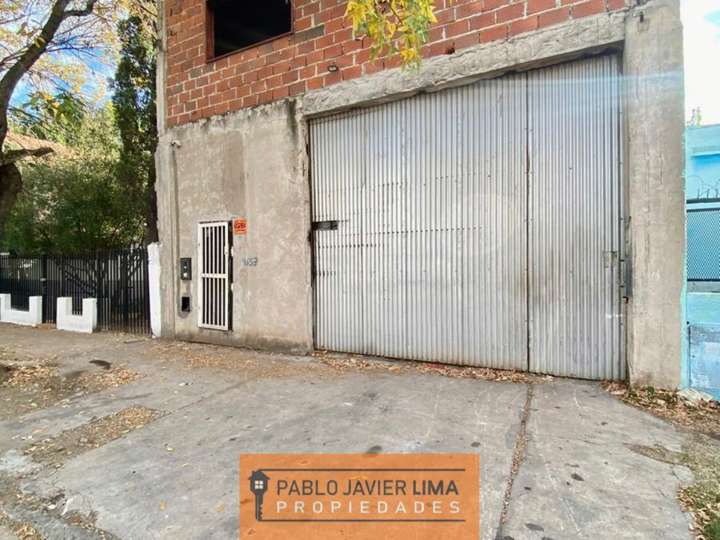 Comercial / Tienda en venta en 661 - Olavarría, 4665, Buenos Aires