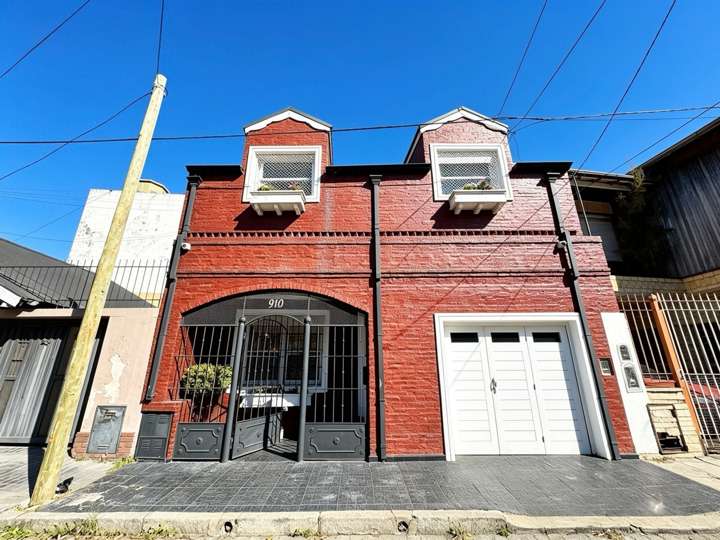 Casa en venta en Julián Portela, 914, Villa Sarmiento