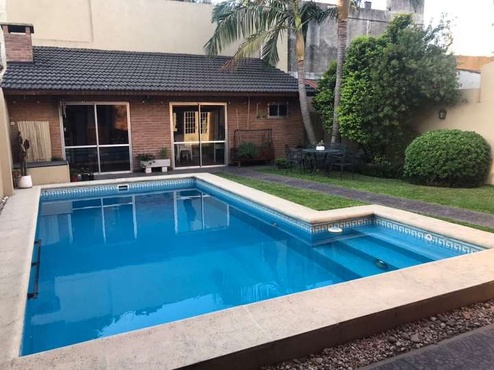 Casa en venta en Arriola, 2502, Lomas del Mirador