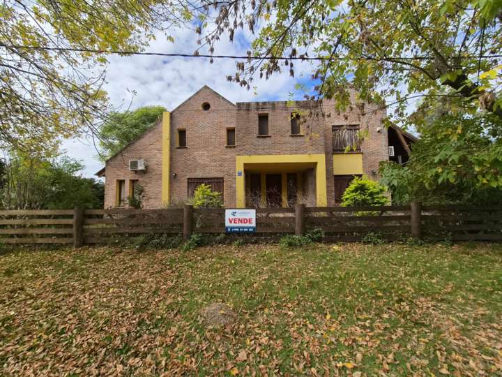 Casa en venta en Los Zorzales, Río Negro