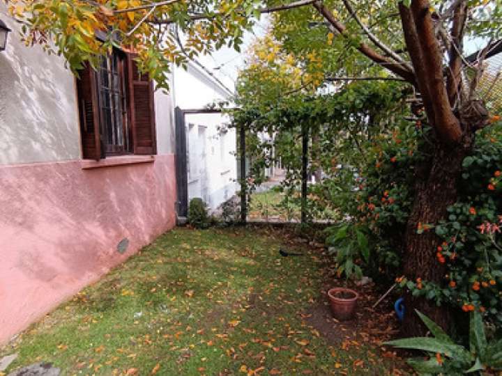 Casa en venta en Gregorio Funes, Montevideo