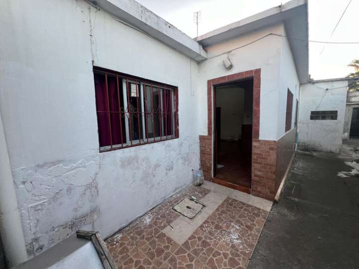 Apartamento en venta en Camino Tomkinson, Montevideo