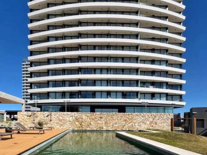 Apartamento en venta en Bañados de Carrasco, Montevideo