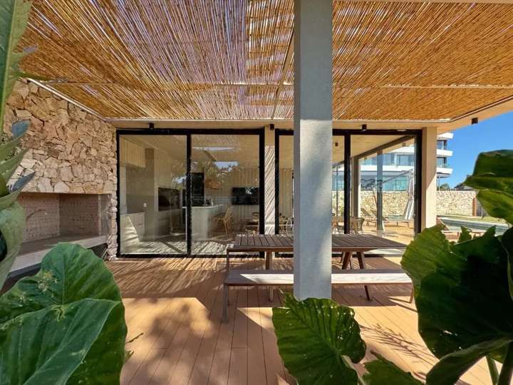 Apartamento en venta en Bañados de Carrasco, Montevideo