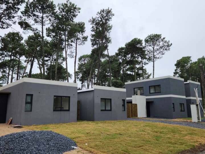 Casa en venta en Pinares, Maldonado