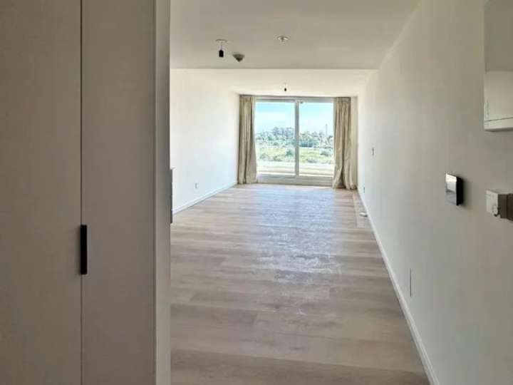 Apartamento en venta en Bañados de Carrasco, Montevideo