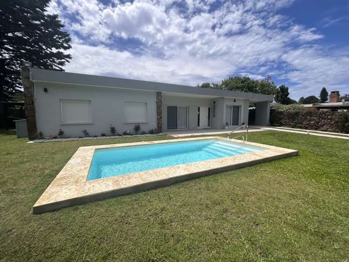 Casa en venta en Punta Ballena