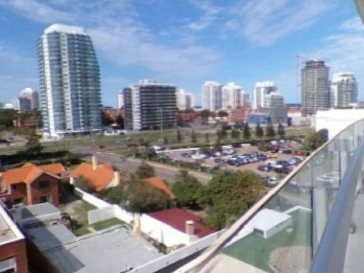 Apartamento en venta en Durazno, Maldonado