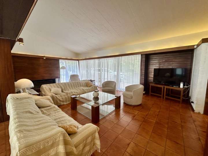 Casa en venta en Avenida Franklin Delano Roosevelt, Maldonado