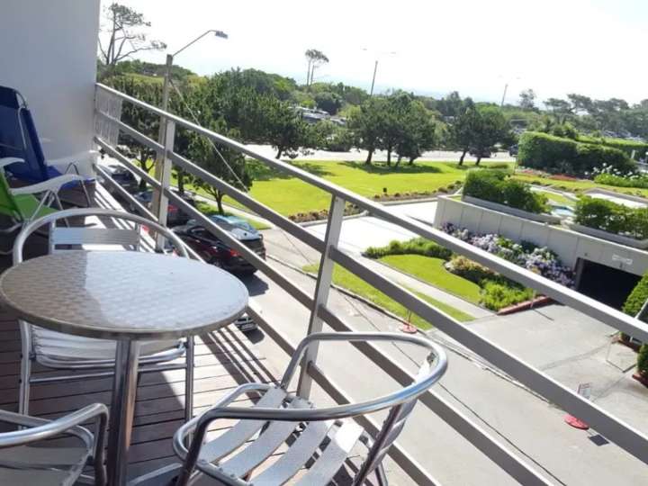 Apartamento en venta en Rambla Doctor Claudio Williman, Maldonado
