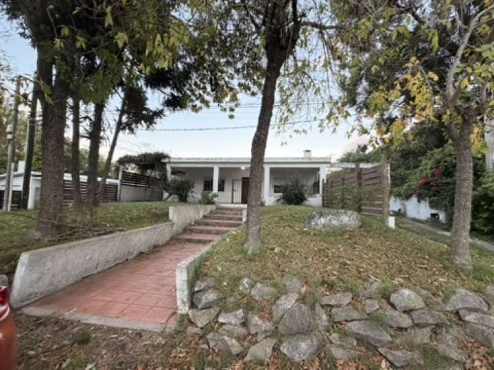 Casa en venta en Pinares, Maldonado