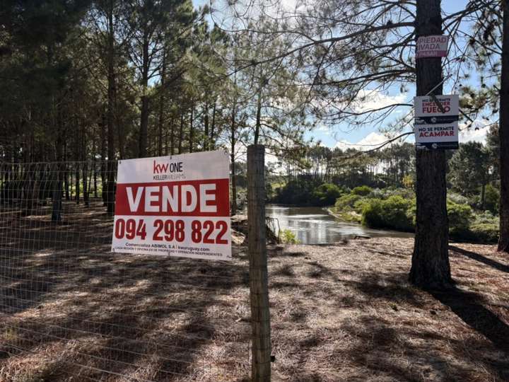 Terreno en venta en La Cruceta, Maldonado