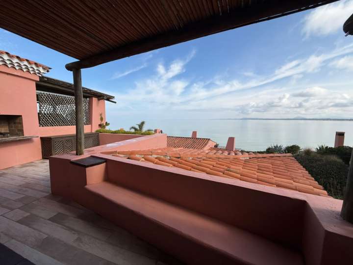 Apartamento en venta en Carlos Páez Vilaró, Punta Ballena