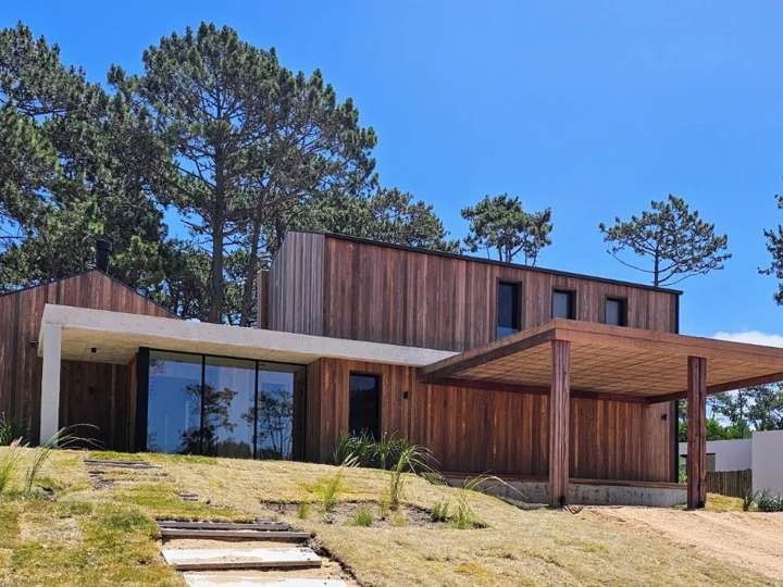Casa en venta en Mouriel, La Barra